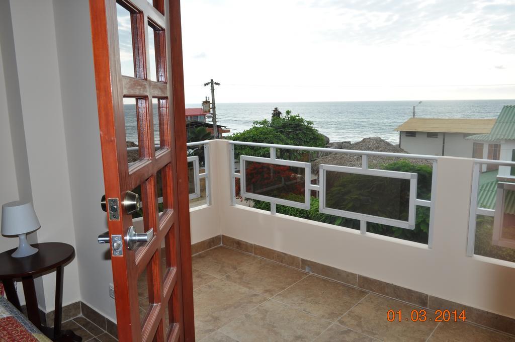 Puerta Sol Inn Manglaralto Exterior photo